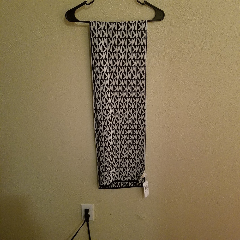Michael Kors Scarf